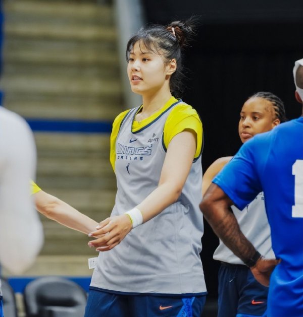 振兴资本 致歉！李月汝宣布：因伤退出全运会 希望健康回归不错过国家队比赛